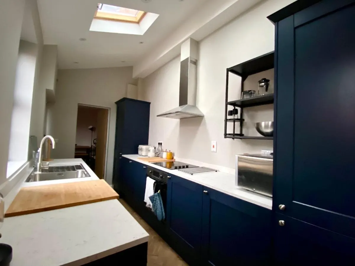 The Hideaway - York Villa 0*,  United Kingdom
